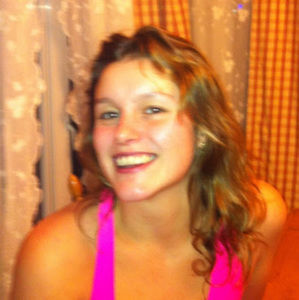 Meet your Posher, Vanessa